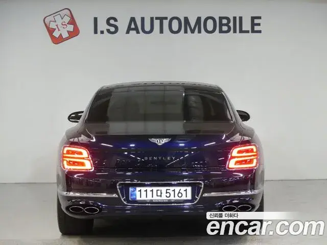 Bentley Flying Spur 2023 — Şəkil 19/20