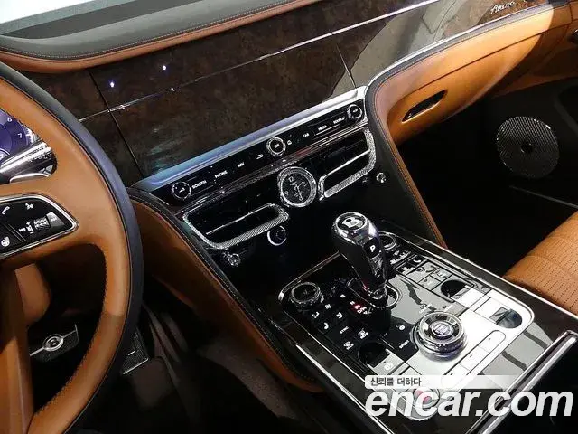 Bentley Flying Spur 2023 — Şəkil 6/20