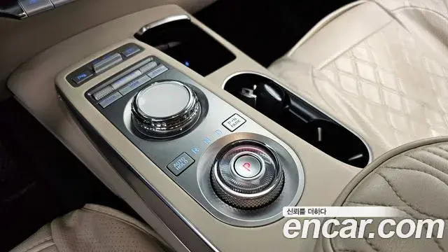 Genesis GV70 2022 — Şəkil 17/20