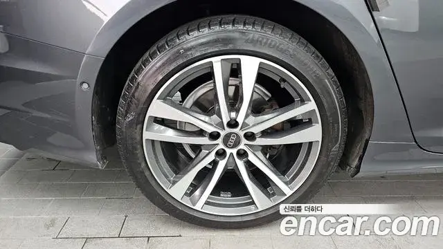 Audi A6 2022 — Photo 4/20