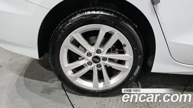 Audi A3 2024 — Photo 14/20