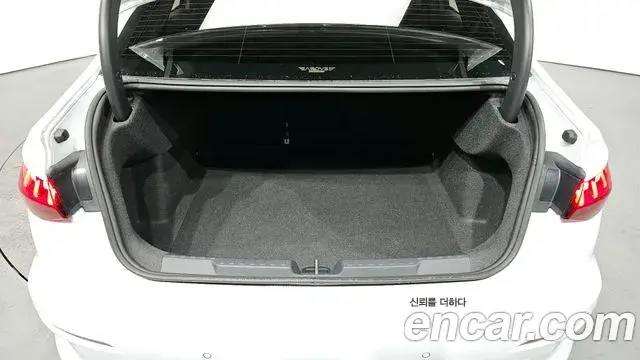 Audi A3 2024 — Photo 5/20