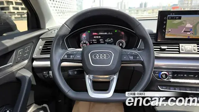Audi Q5 2022 — Photo 20/20