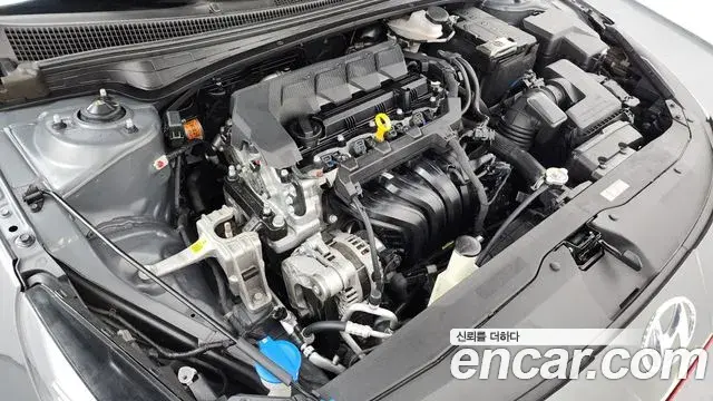 Hyundai The New Avante Hybrid 2020 — Şəkil 9/20
