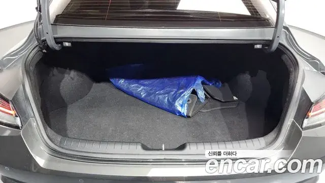 Hyundai The New Avante Hybrid 2020 — Şəkil 8/20