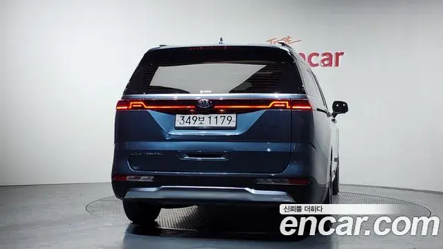 Kia Carnival 2020 — Photo 4/20