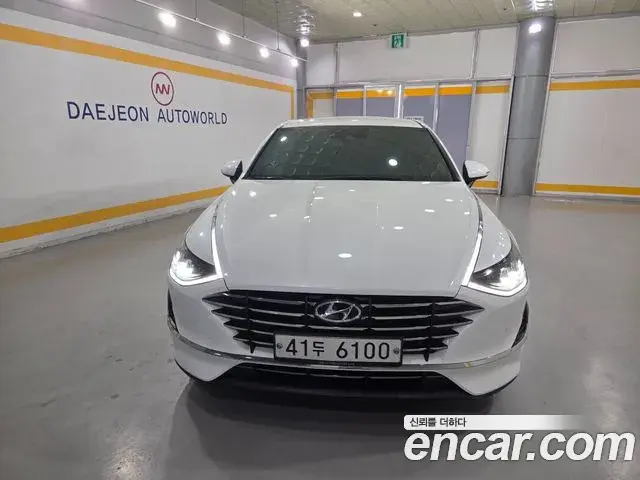 Hyundai Sonata Hybrid 2019 — ფოტო 1/20