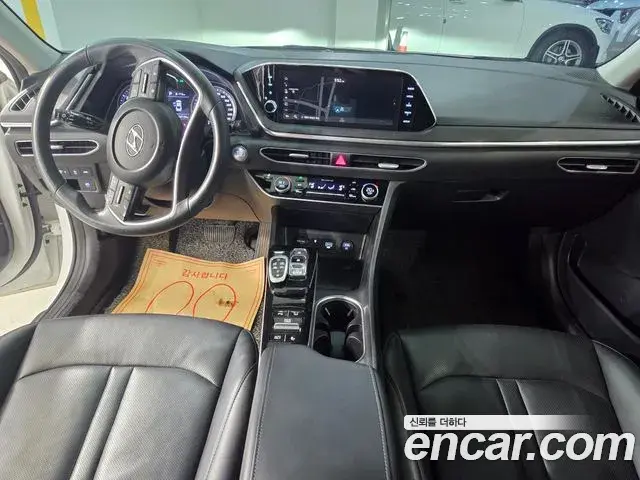 Hyundai Sonata Hybrid 2019 — ფოტო 15/20