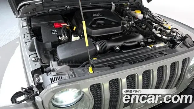 Jeep Wrangler 2022 — Şəkil 4/20