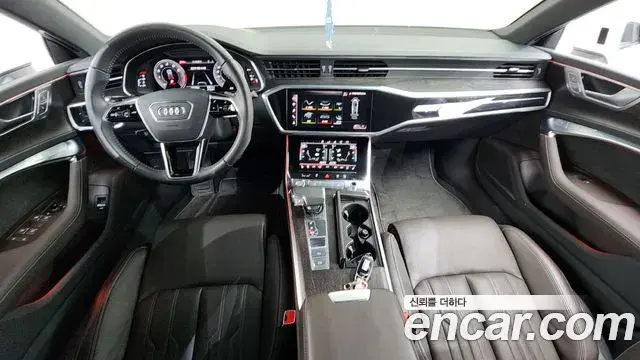 Audi A7 2020 — ფოტო 19/20