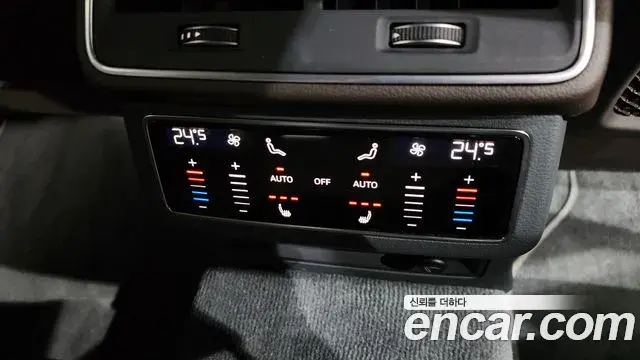 Audi A7 2020 — ფოტო 3/20