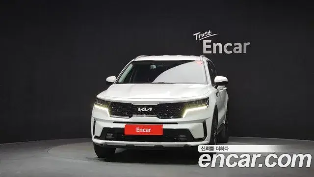 Kia Sorento 2021 — Фото 2/20