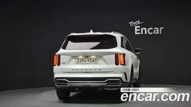 Kia Sorento 2021 — Фото 3/20