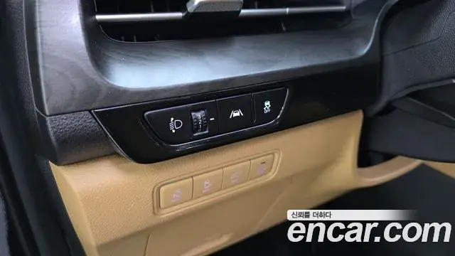 Kia Carnival 2021 — Фото 13/20