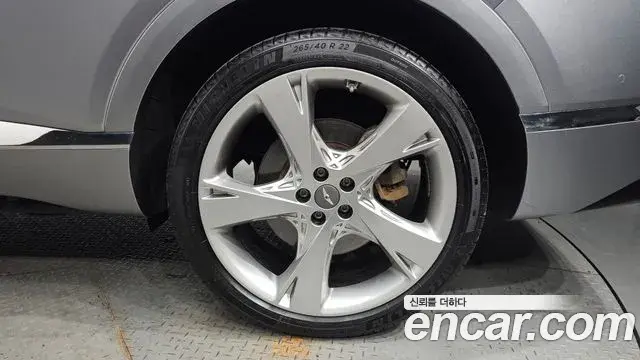 Genesis GV80 2021 — Photo 12/20