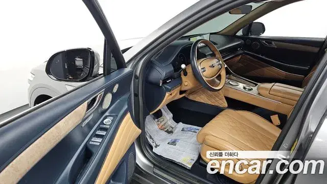 Genesis GV80 2021 — Photo 16/20