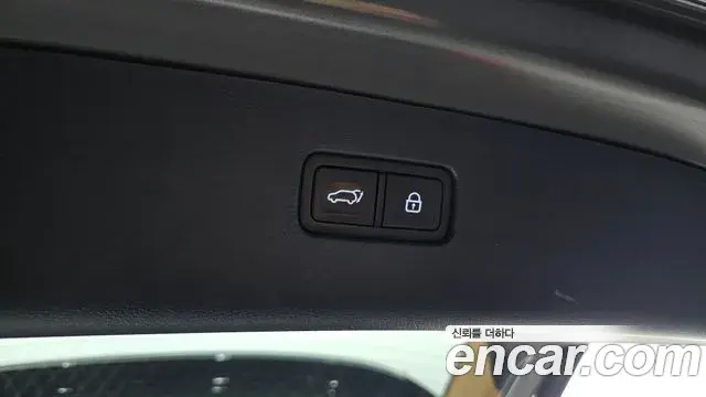 Genesis GV80 2021 — Photo 8/20