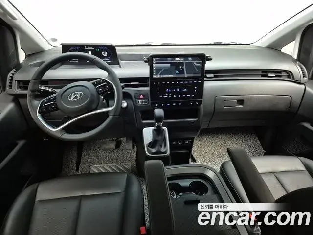 Hyundai Staria 2021 — Фото 7/19