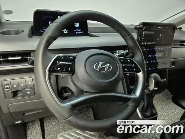 Hyundai Staria 2021 — Фото 9/19