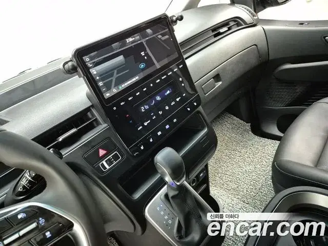 Hyundai Staria 2021 — Фото 10/19