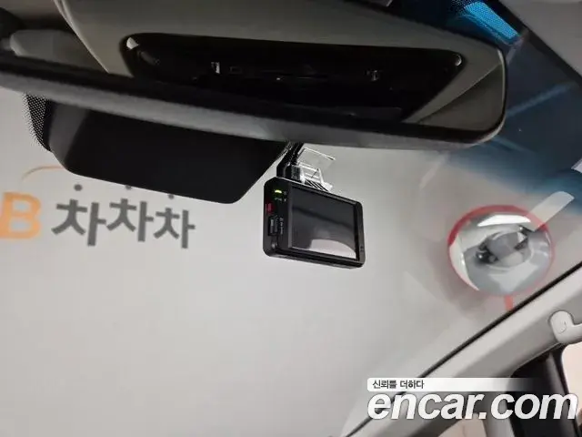 Hyundai Staria 2021 — Фото 17/19