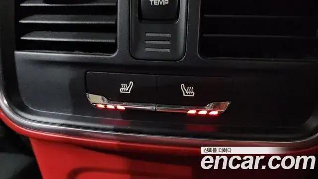 Porsche Macan 2018 — Photo 18/20