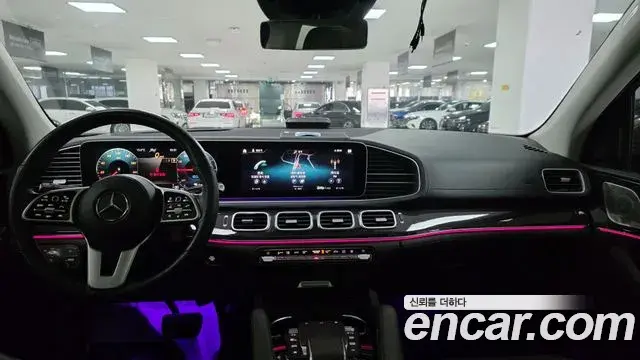 Mercedes-Benz GLE-Class 2022 — Photo 5/17