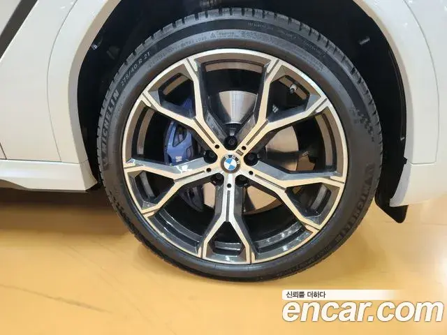 BMW X6 2022 — Şəkil 13/20