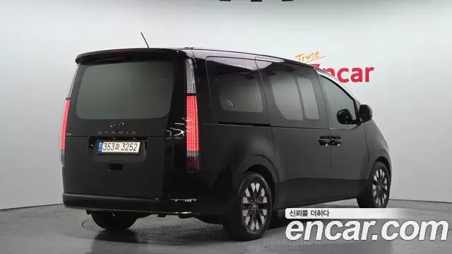 Hyundai Staria 2021 — Şəkil 16/20