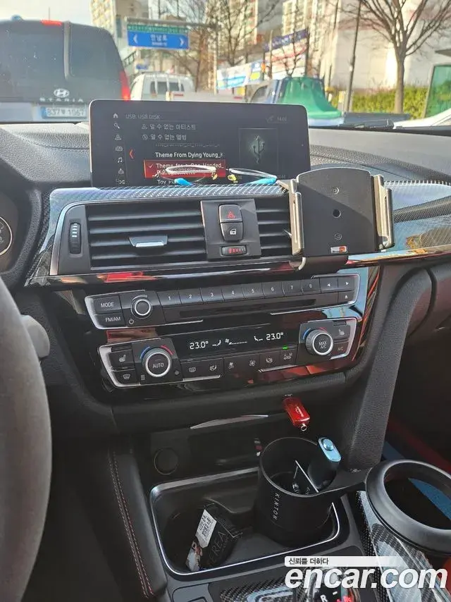 BMW M4 2018 — Şəkil 6/20