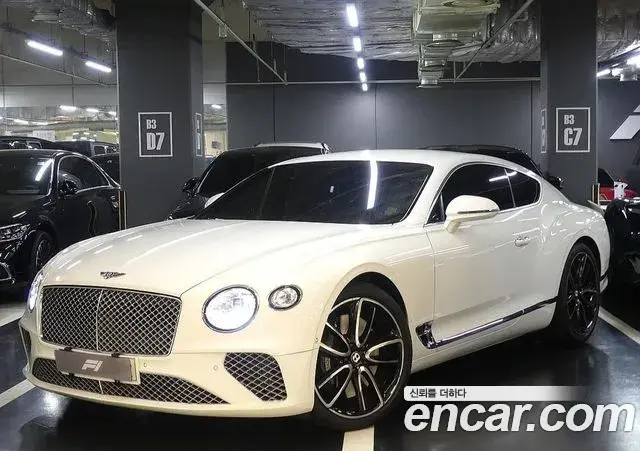 Bentley Continental GT 2020 — Photo 5/15