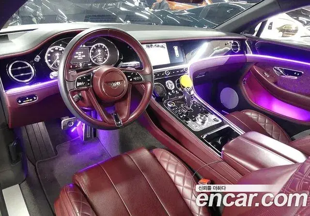 Bentley Continental GT 2020 — Photo 4/15