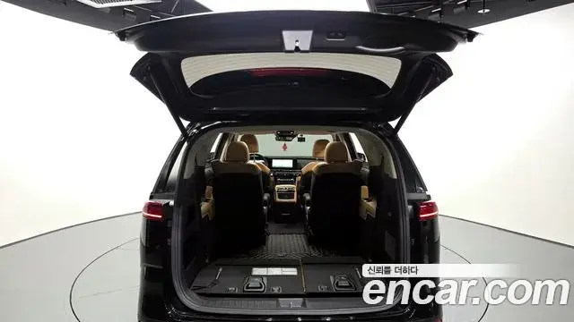Kia Carnival 2022 — Фото 20/20