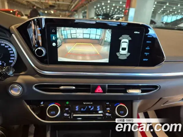 Hyundai Sonata Hybrid 2019 — ფოტო 15/20
