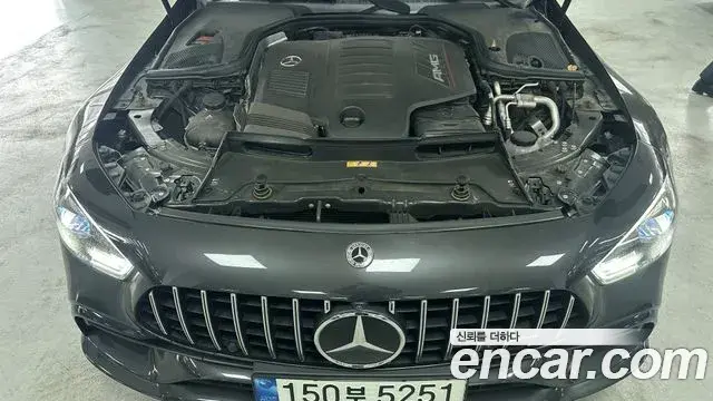 Mercedes-Benz AMG GT 2022 — ფოტო 4/17