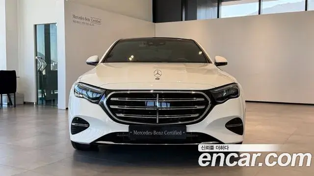 Mercedes-Benz E-Class 2025 — Şəkil 16/20