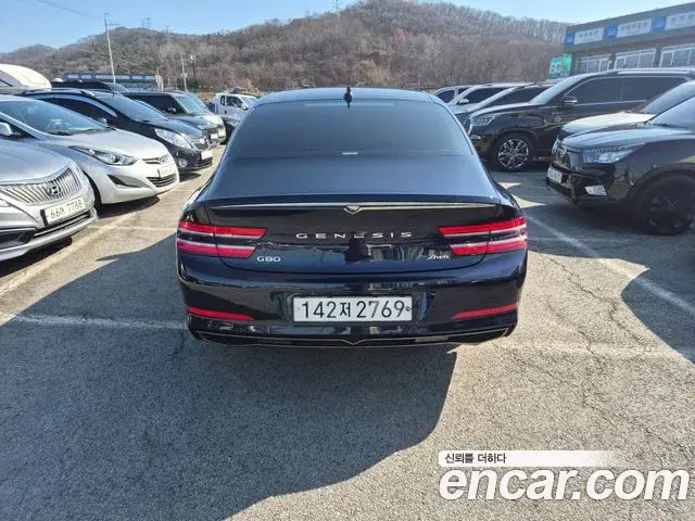Genesis G80 2021 — ფოტო 15/20