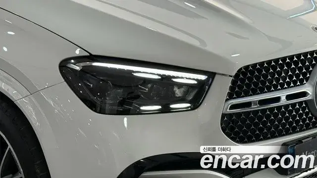 Mercedes-Benz GLE-Class 2025 — Şəkil 14/19
