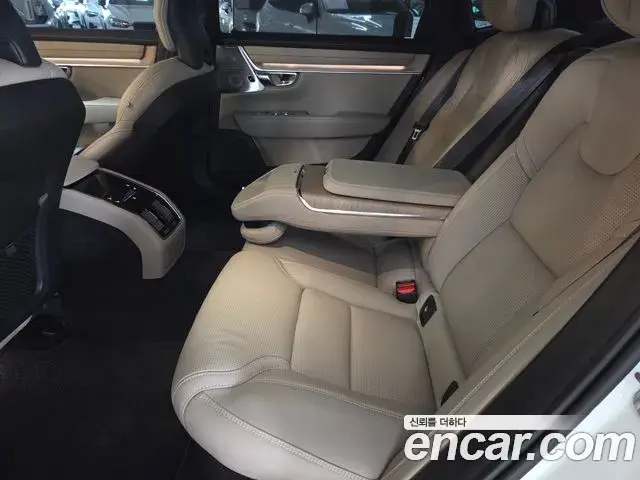 Volvo S90 2025 — ფოტო 18/20