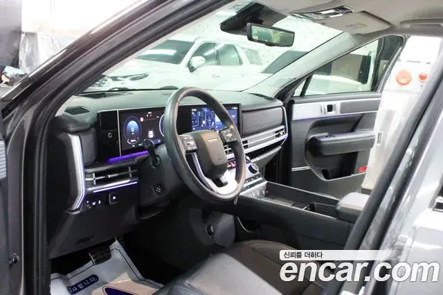Hyundai Santa Fe 2023 — Photo 2/20