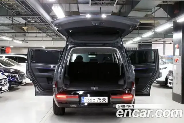 Hyundai Santa Fe 2023 — Photo 9/20