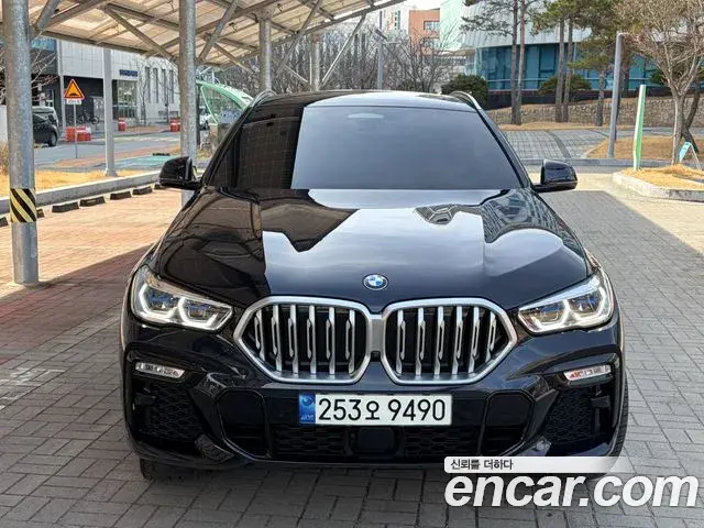 BMW X6 2021 — ფოტო 17/20