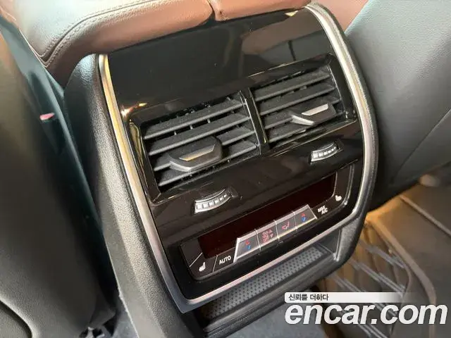 BMW X6 2021 — ფოტო 10/20