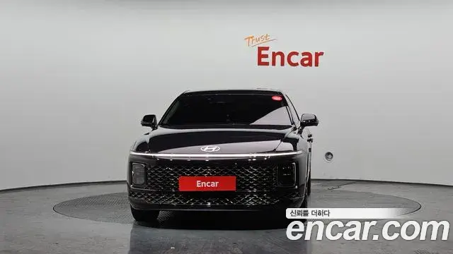 Hyundai Grandeur Hybrid 2023 — Photo 8/20