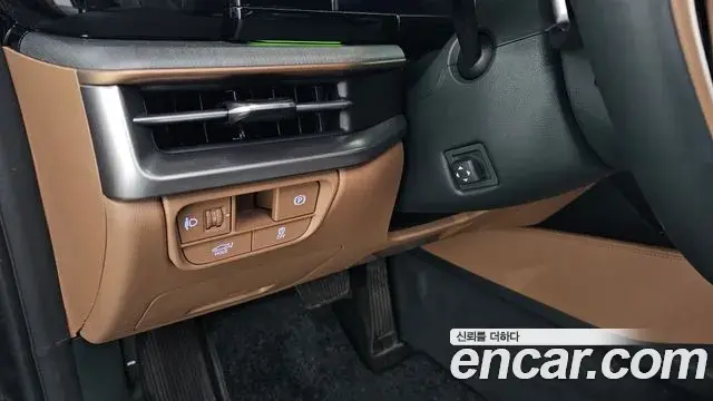 Hyundai Grandeur Hybrid 2023 — Photo 13/20