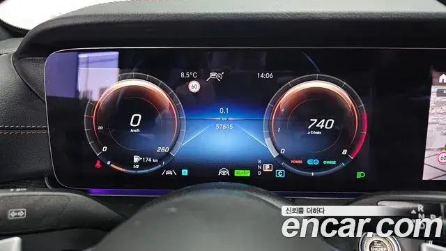Mercedes-Benz E-Class 2021 — ფოტო 20/20