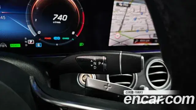 Mercedes-Benz E-Class 2021 — ფოტო 4/20