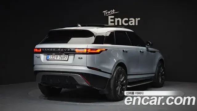 Land Rover Range Rover Velar 2018 — Şəkil 14/20