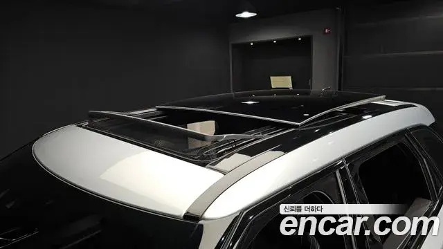 Land Rover Range Rover Velar 2018 — Şəkil 15/20