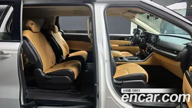 Kia Carnival 2022 — Фото 10/20